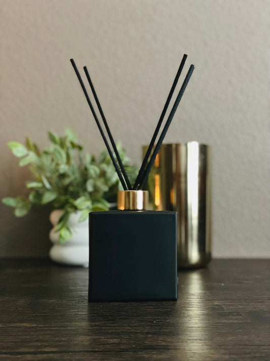 Reed Diffuser - Evergreen Apples